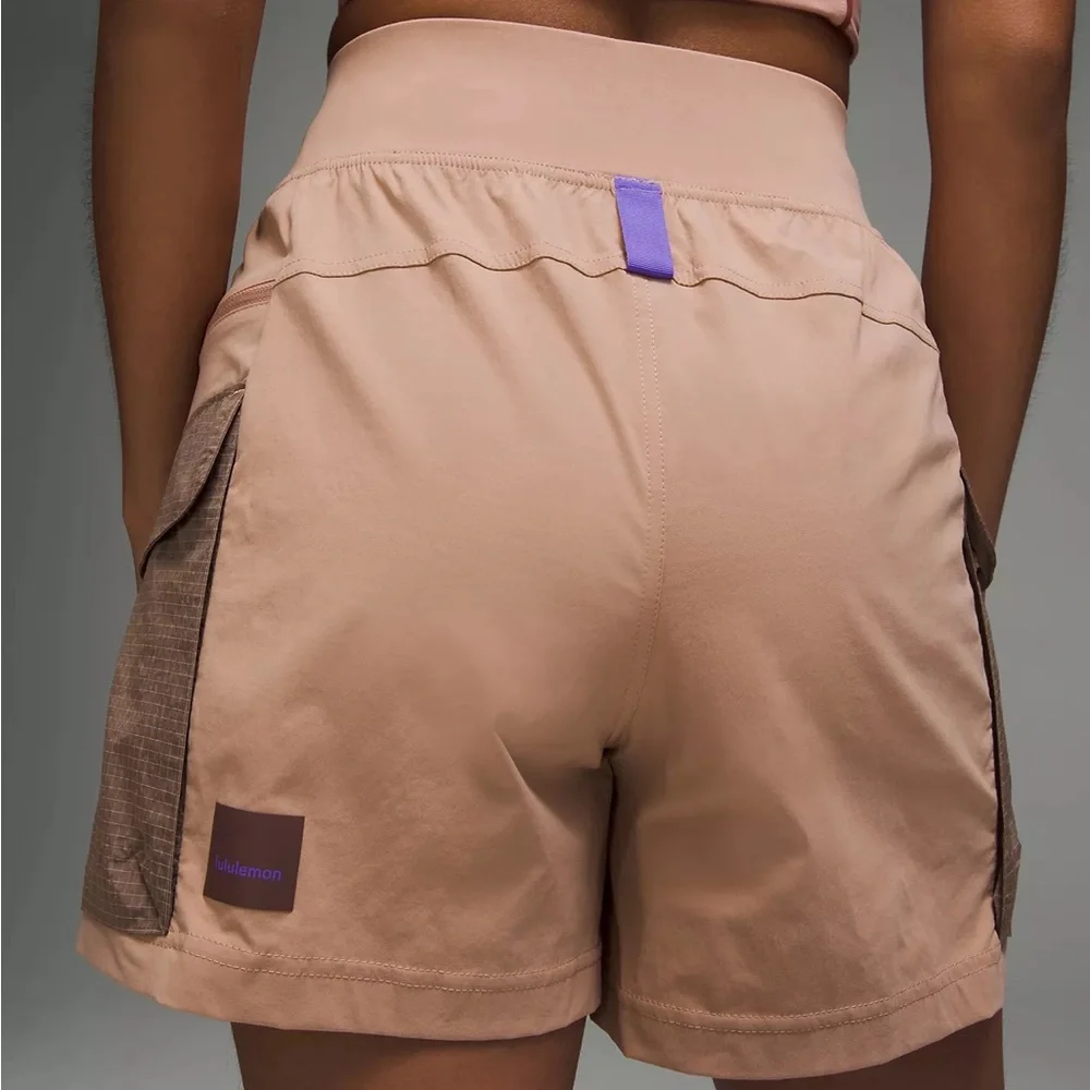 NWT Lululemon Multi-Pocket Cargo High-Rise Hiking Short 5" Size 2 - Picture 6 of 12